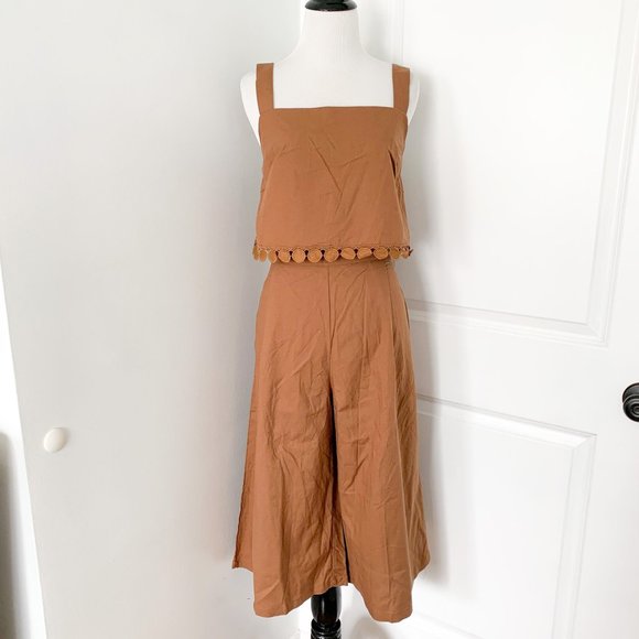 Zara Pants - Zara Brown Circle Trim Cropped Pants and Tank Set